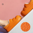 Pantufa Impermeável de Pelúcia SoftStep™ – Solado Antiderrapante para Casa e Jardim