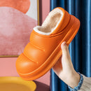 Pantufa Impermeável de Pelúcia SoftStep™ – Solado Antiderrapante para Casa e Jardim
